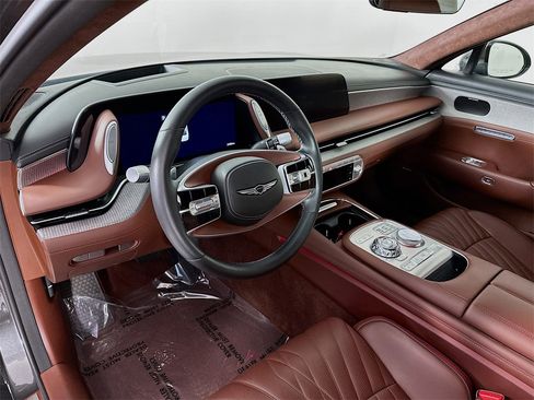Used 2023 Genesis G90 3.5T image 9