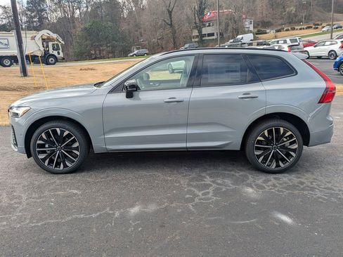 New 2026 Volvo XC60 B5 Ultra w/ Protection Package Premier image 3