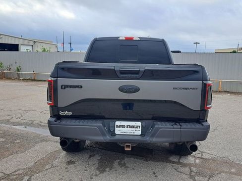 Used 2017 Ford F150 XLT w/ Equipment Group 302A Luxury image 4