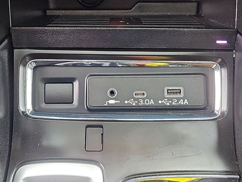 Used 2023 Subaru Ascent Onyx Edition image 10