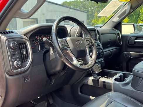 Used 2019 Chevrolet Silverado 1500 LT Trail Boss AWD/4WD image 24
