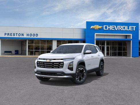 New 2026 Chevrolet Equinox LT image 8