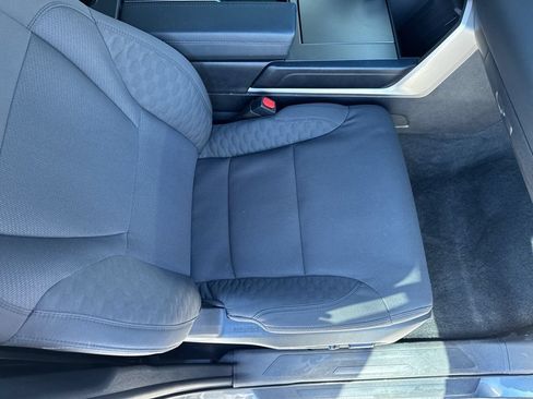 Used 2025 Toyota Sequoia SR5 AWD/4WD image 18