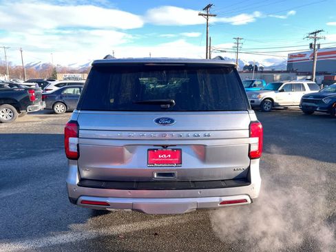 Used 2024 Ford Expedition Max XLT image 27