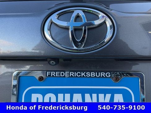 Used 2019 Toyota Highlander Limited Platinum image 14