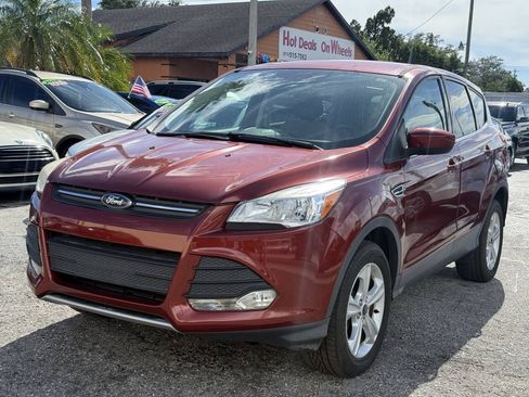 Used 2015 Ford Escape SE FWD image 3