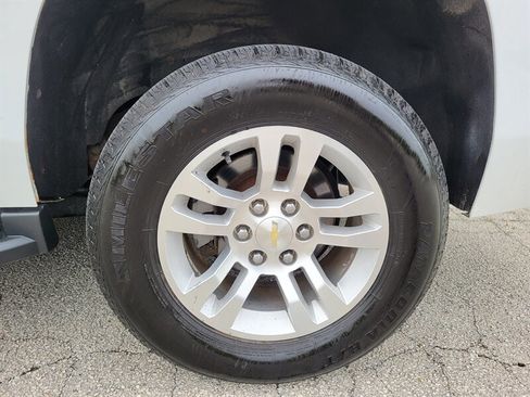 Used 2015 Chevrolet Tahoe LT AWD/4WD image 30