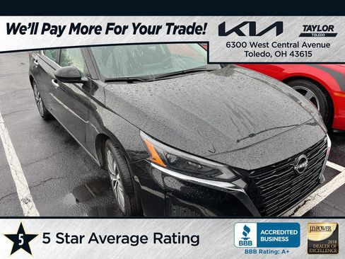 Used 2024 Nissan Altima 2.5 SV FWD image 1