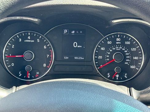 Used 2017 Kia Forte LX w/ LX Popular Package image 20