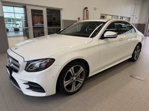 Certified 2017 Mercedes-Benz E 300 4MATIC image 1