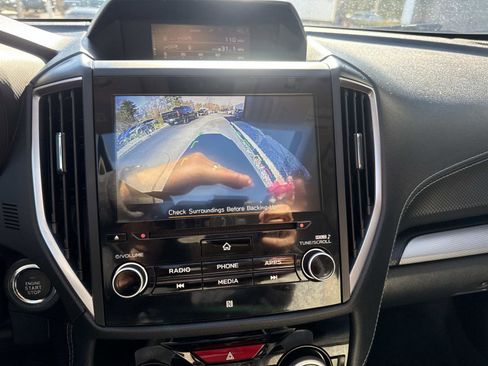 Used 2021 Subaru Forester Limited image 24