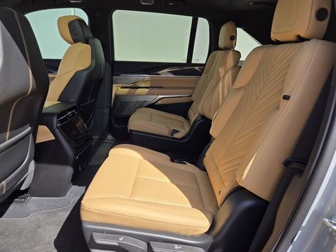 New 2025 Cadillac Escalade IQ Luxury 2 w/ LPO, Etrunk Organizer Package AWD/4WD image 5