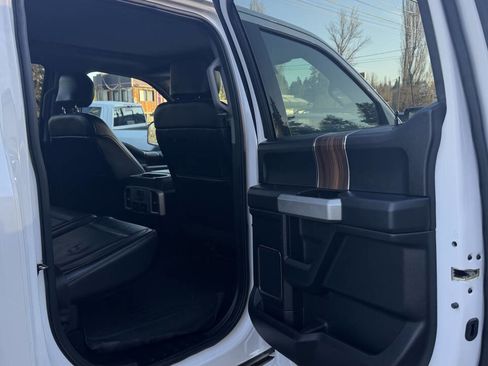 Used 2017 Ford F150 Lariat w/ Equipment Group 502A Luxury image 19