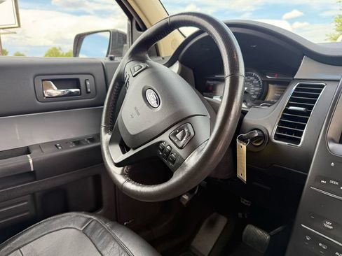 Used 2014 Ford Flex SEL w/ Equipment Group 202A AWD/4WD image 17