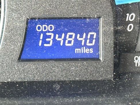 Used 2012 Toyota Camry XLE FWD image 27