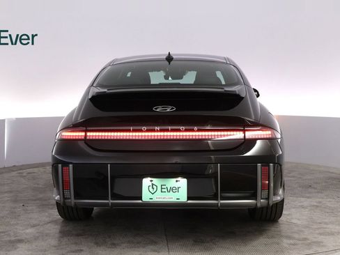 Used 2023 Hyundai Ioniq 6 SEL RWD image 15