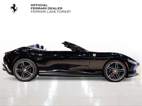 Used 2026 Ferrari Roma Spider RWD image 9