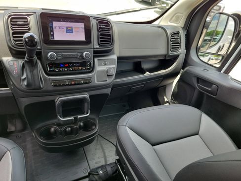 Used 2026 RAM ProMaster 2500 w/ Convenience Group FWD image 16