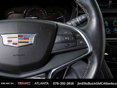 Used 2018 Cadillac XT5 Luxury w/ Driver Awareness Package image 12