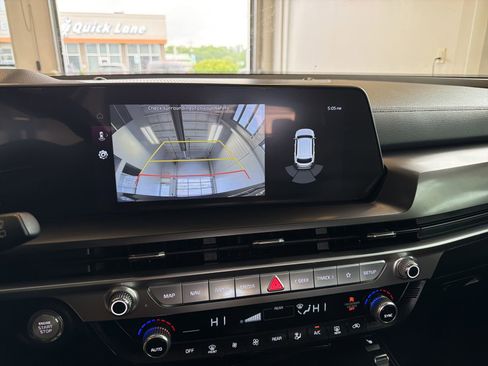 Used 2025 Kia Telluride S FWD image 32