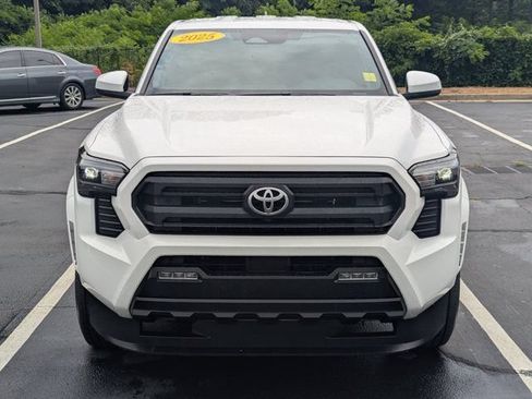 Used 2025 Toyota Tacoma SR5 RWD image 2