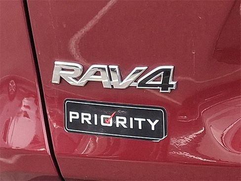 Used 2024 Toyota RAV4 LE image 30