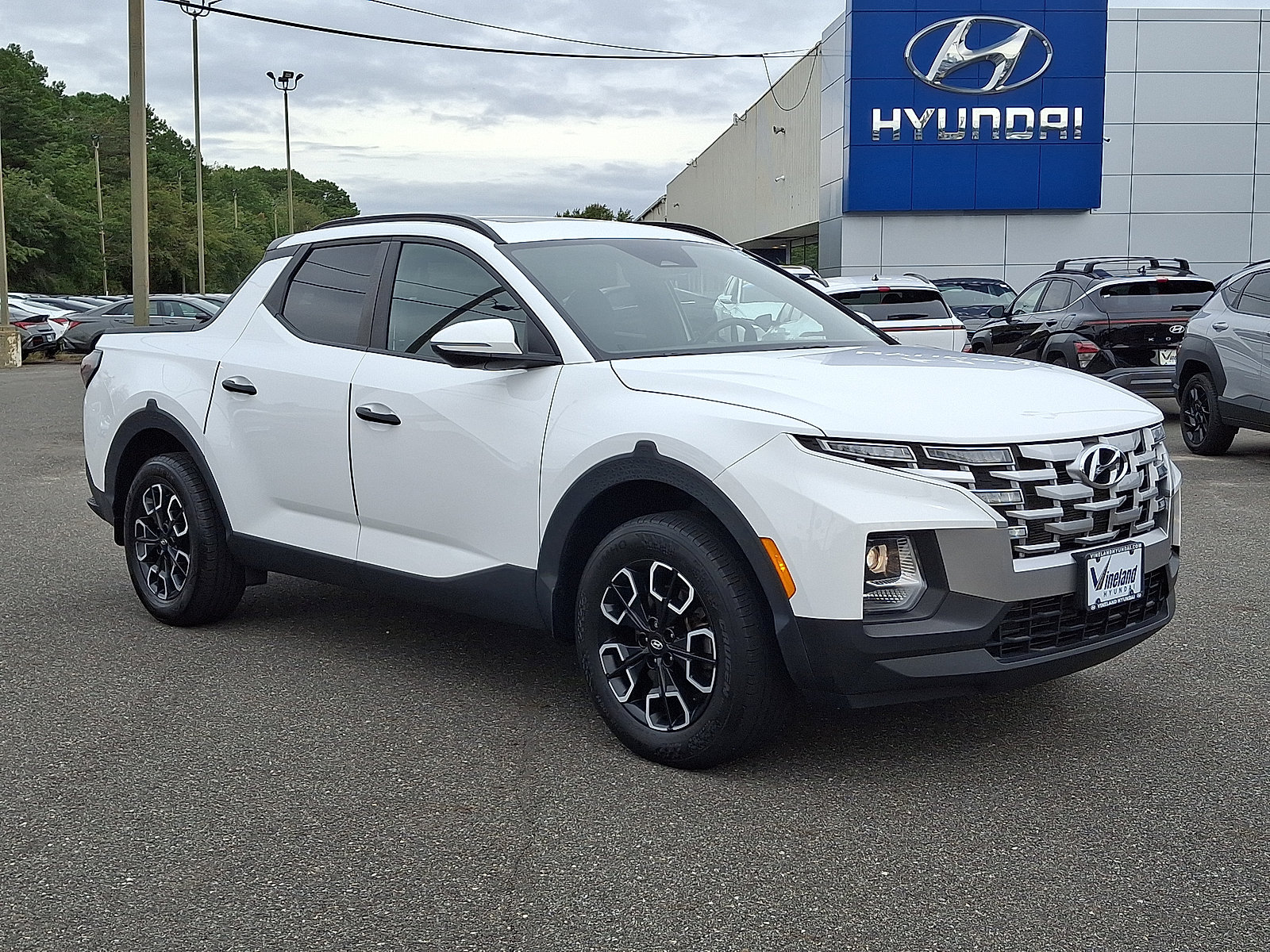 Certified 2023 Hyundai Santa Cruz SEL w/ Activity Package AWD/4WD image 7