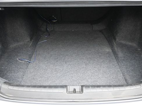 Used 2019 Honda Accord EX-L image 2