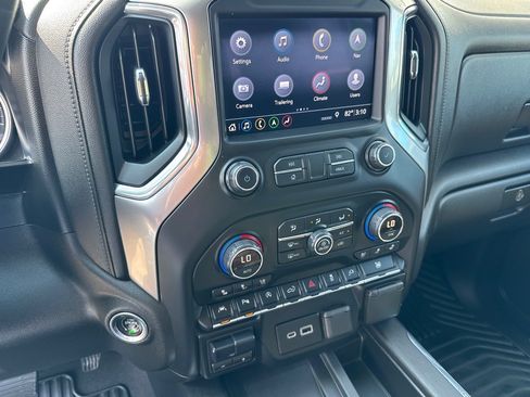 Used 2019 Chevrolet Silverado 1500 LTZ w/ LTZ Plus Package AWD/4WD image 13