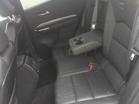 Used 2024 Cadillac XT4 Premium Luxury image 4