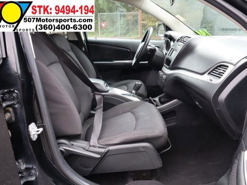 Used 2015 Dodge Journey SXT w/ Flexible Seating Group FWD image 21