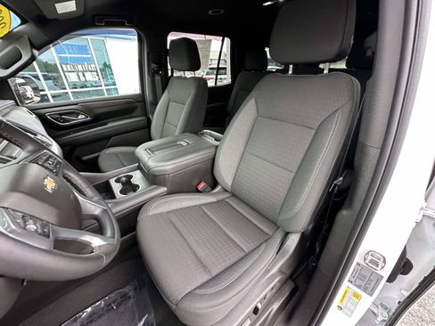 Used 2024 Chevrolet Tahoe LS AWD/4WD image 17