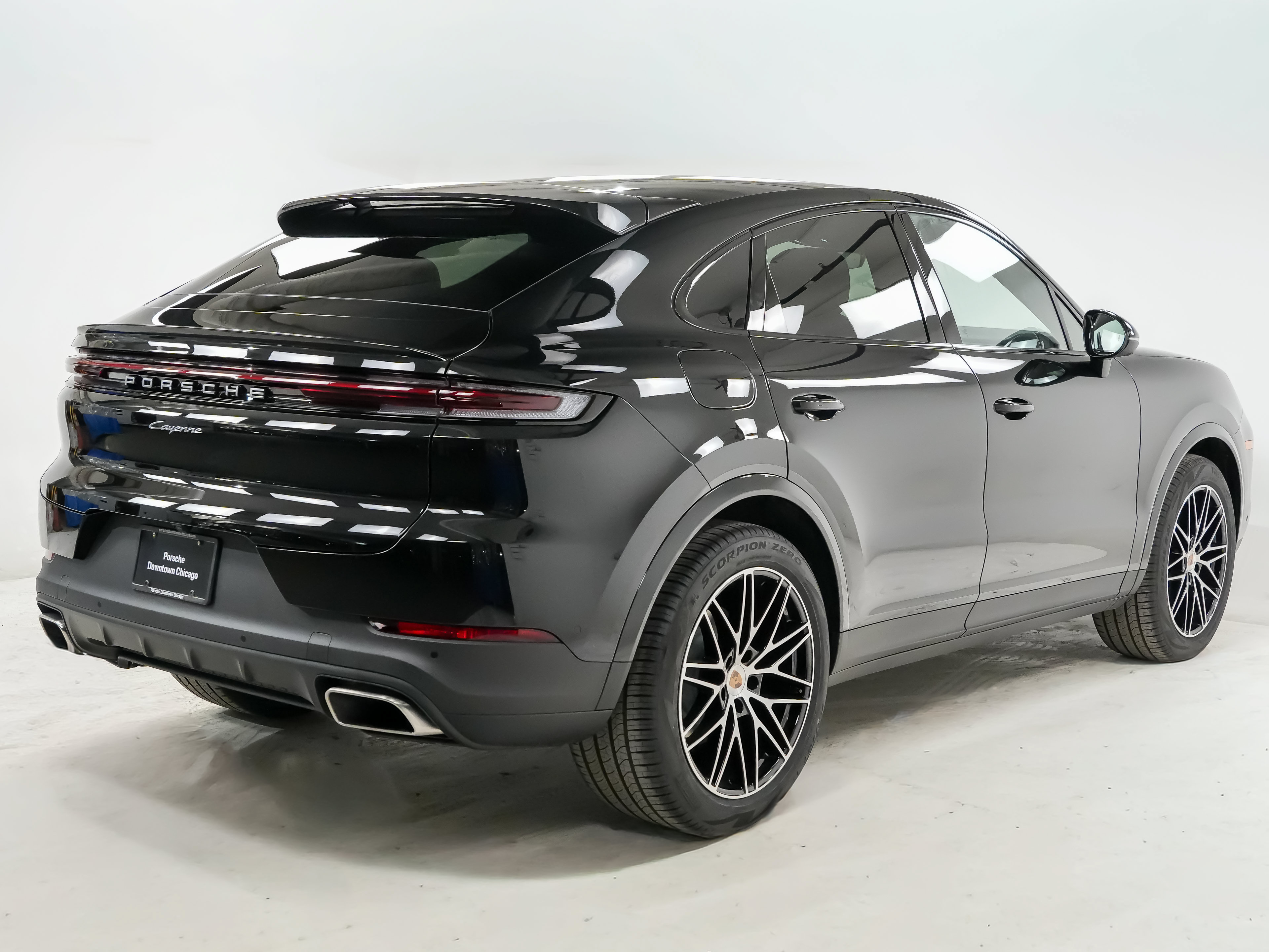 Certified 2026 Porsche Cayenne Coupe AWD/4WD image 10