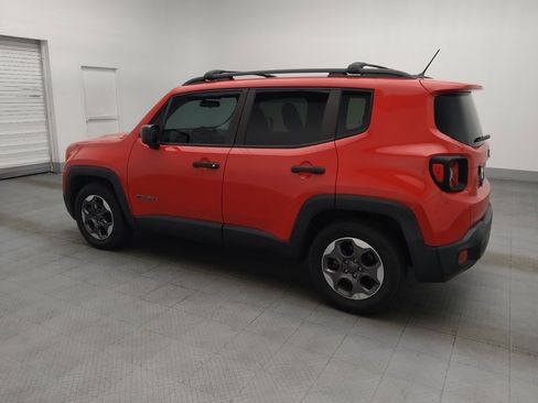 Used 2017 Jeep Renegade Sport w/ Power & Air Group FWD image 3