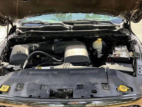 Used 2016 RAM 1500 Express w/ Black Ram 1500 Express Group image 28