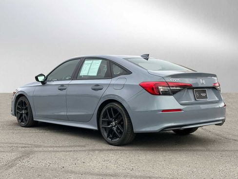 Used 2023 Honda Civic Sport image 5