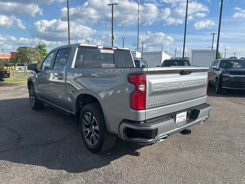 Used 2024 Chevrolet Silverado 1500 RST w/ Convenience Package II AWD/4WD image 5
