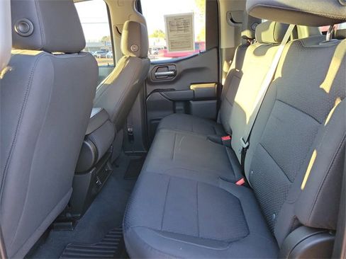 Used 2021 Chevrolet Silverado 1500 Custom image 11