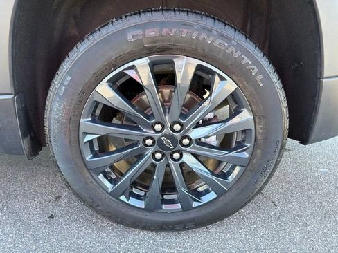 Certified 2023 Chevrolet Traverse RS AWD/4WD image 11