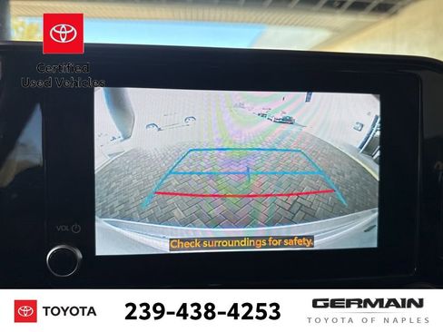 Certified 2023 Toyota Highlander XLE image 13