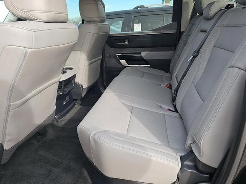 Used 2024 Toyota Tundra Limited image 15