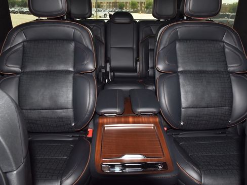 New 2027 Lincoln Navigator L Black Label AWD/4WD image 23