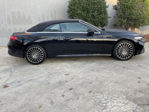 Certified 2024 Mercedes-Benz CLE 300 4MATIC Cabriolet image 8