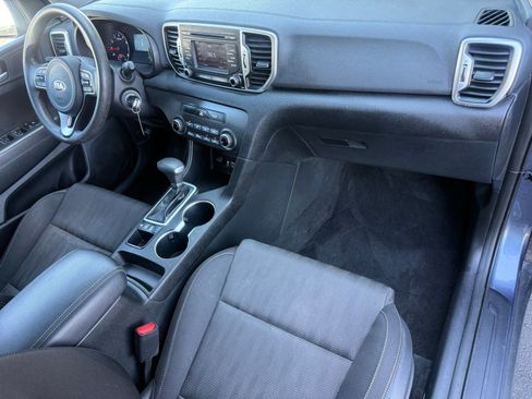 Used 2019 Kia Sportage LX AWD/4WD image 16
