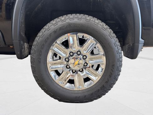 Used 2024 Chevrolet Silverado 3500 High Country w/ High Country Premium Package image 57