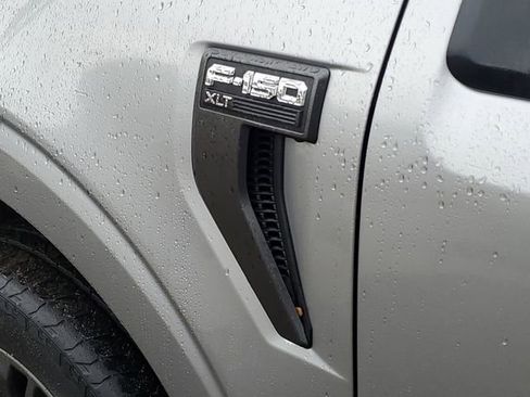 Used 2022 Ford F150 XLT w/ Equipment Group 302A High image 6