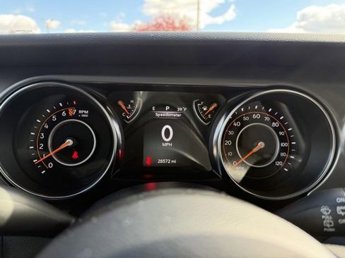 Used 2021 Jeep Wrangler Unlimited Sport image 16
