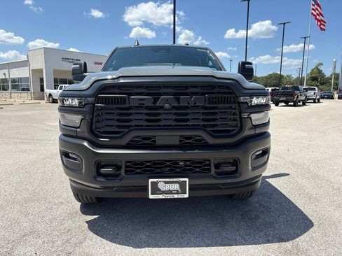 New 2026 RAM 2500 Tradesman AWD/4WD image 9