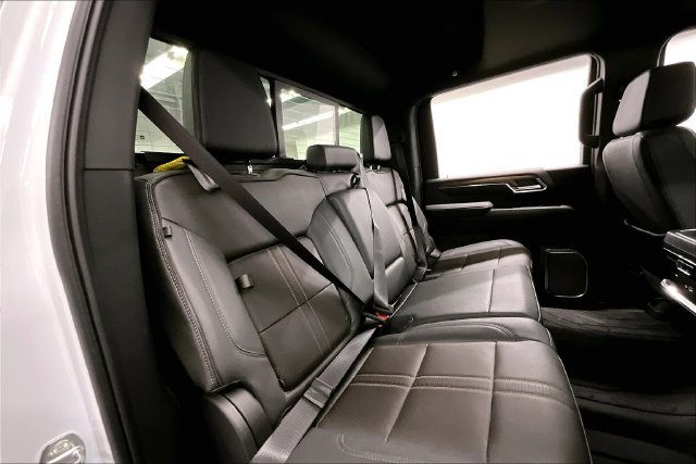 Used 2024 Chevrolet Silverado 3500 High Country w/ High Country Premium Package AWD/4WD image 27
