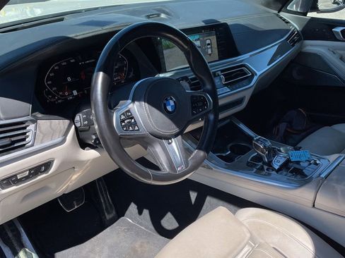 Used 2021 BMW X7 M50i w/ Dynamic Handling Package AWD/4WD image 3